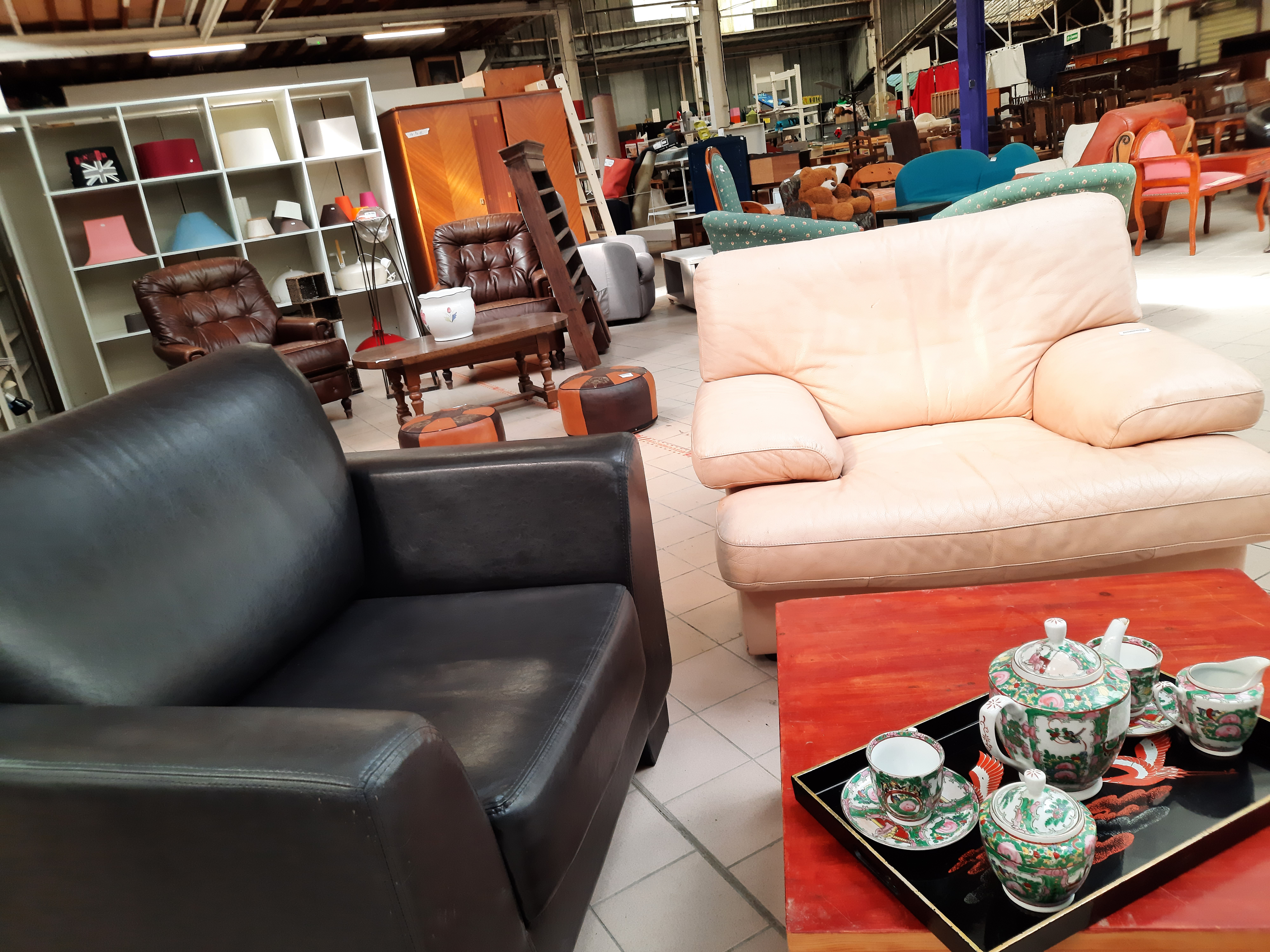 espace mobilier de la ressourcerie treuzkemm